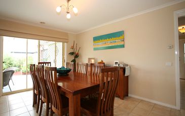 11 Silverleaves Blvd, Berwick