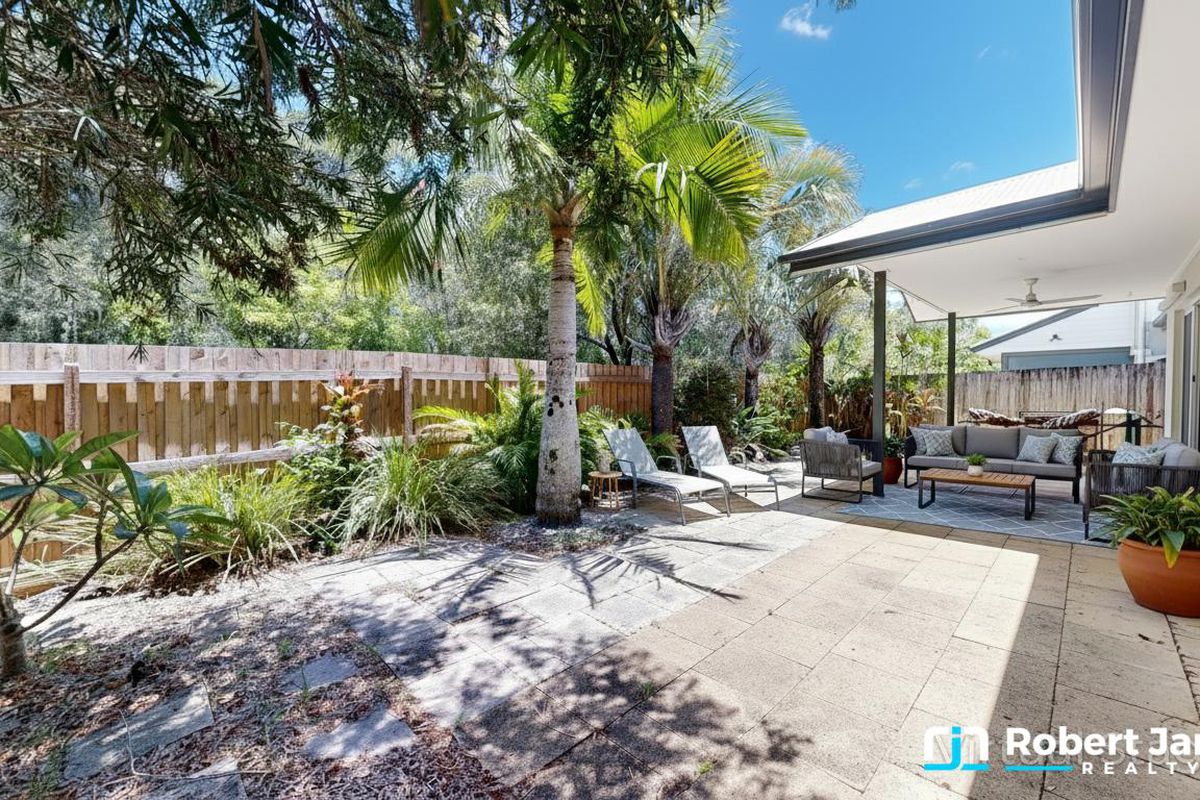 20 / 4 Riverstone Court, Tewantin