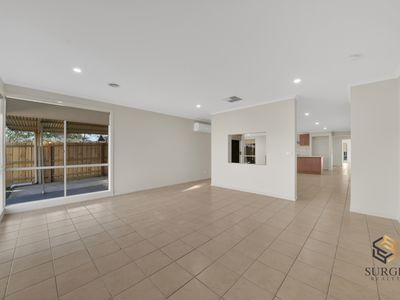 37 Domain Way, Taylors Hill