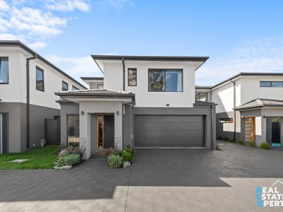 8 Success Place, Hampton Park