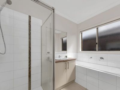 18 Watergum Avenue, Craigieburn