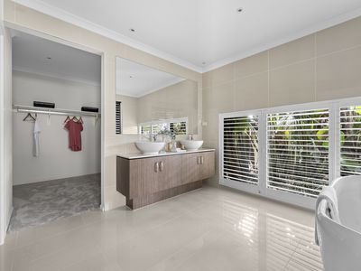 16 Armstrong Boulevard, Mount Duneed