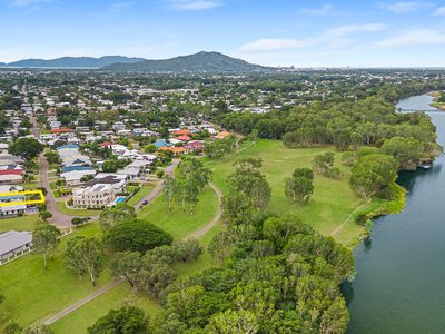 33 Meadowbrook Drive, Aitkenvale