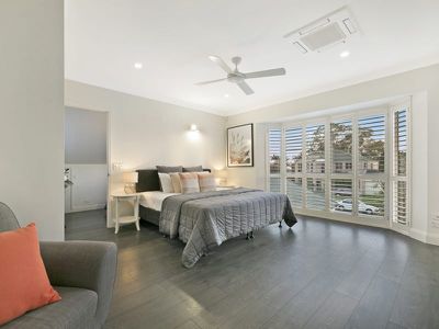165 Monaco Street, Broadbeach Waters