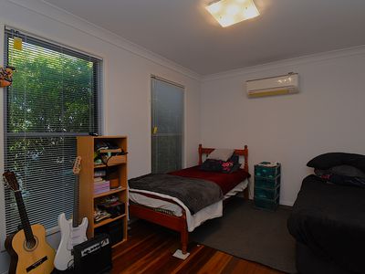 17 TEAL STREET, Longreach