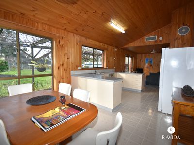 12 Church Street, Peechelba