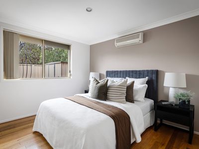 8 Yuroka Street, Glenmore Park