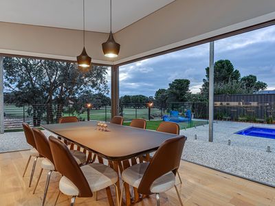 39 Victory Parade, Yanchep