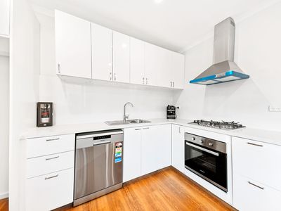 9 / 48 - 50 Kanooka Grove, Clayton