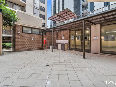 172 / 13-15 Hassall Street, Parramatta