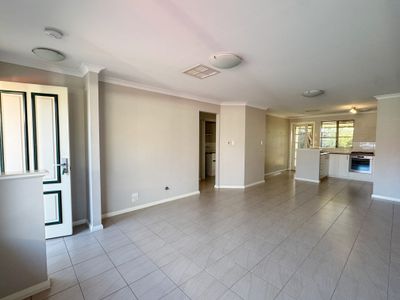 2 / 1 Ochiltree Street, Somerville