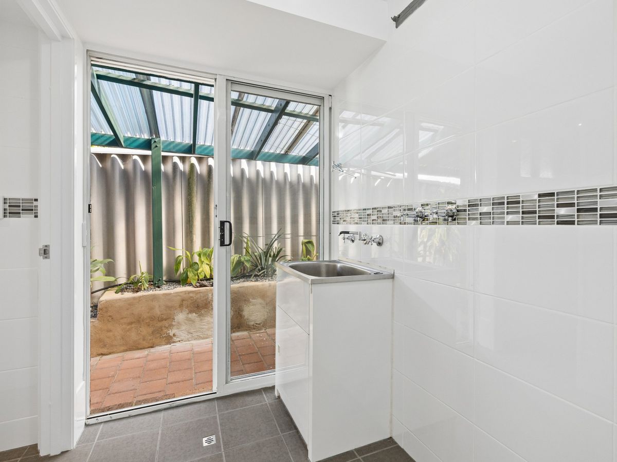 16 Ronsard Place, Yangebup