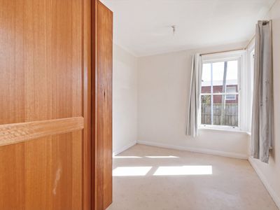 1 / 15 Station Road, Dover
