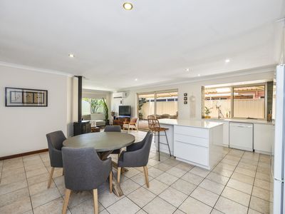 19 Oakfield Retreat, Ballajura