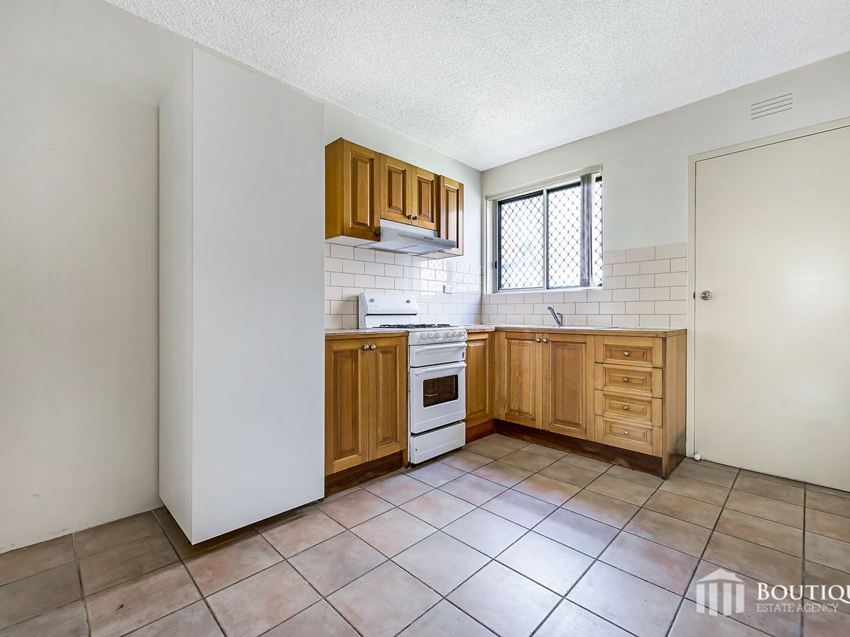 1 / 6 Hutton Street, Dandenong