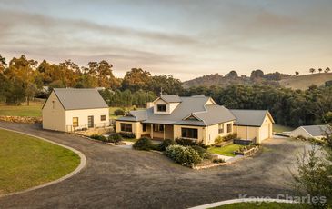82 Downey Road, Dewhurst