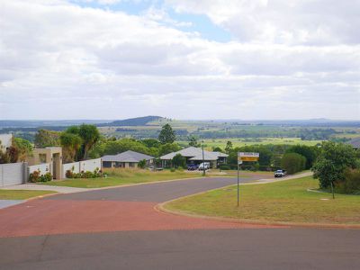 23 Sharon Crescent, Kingaroy