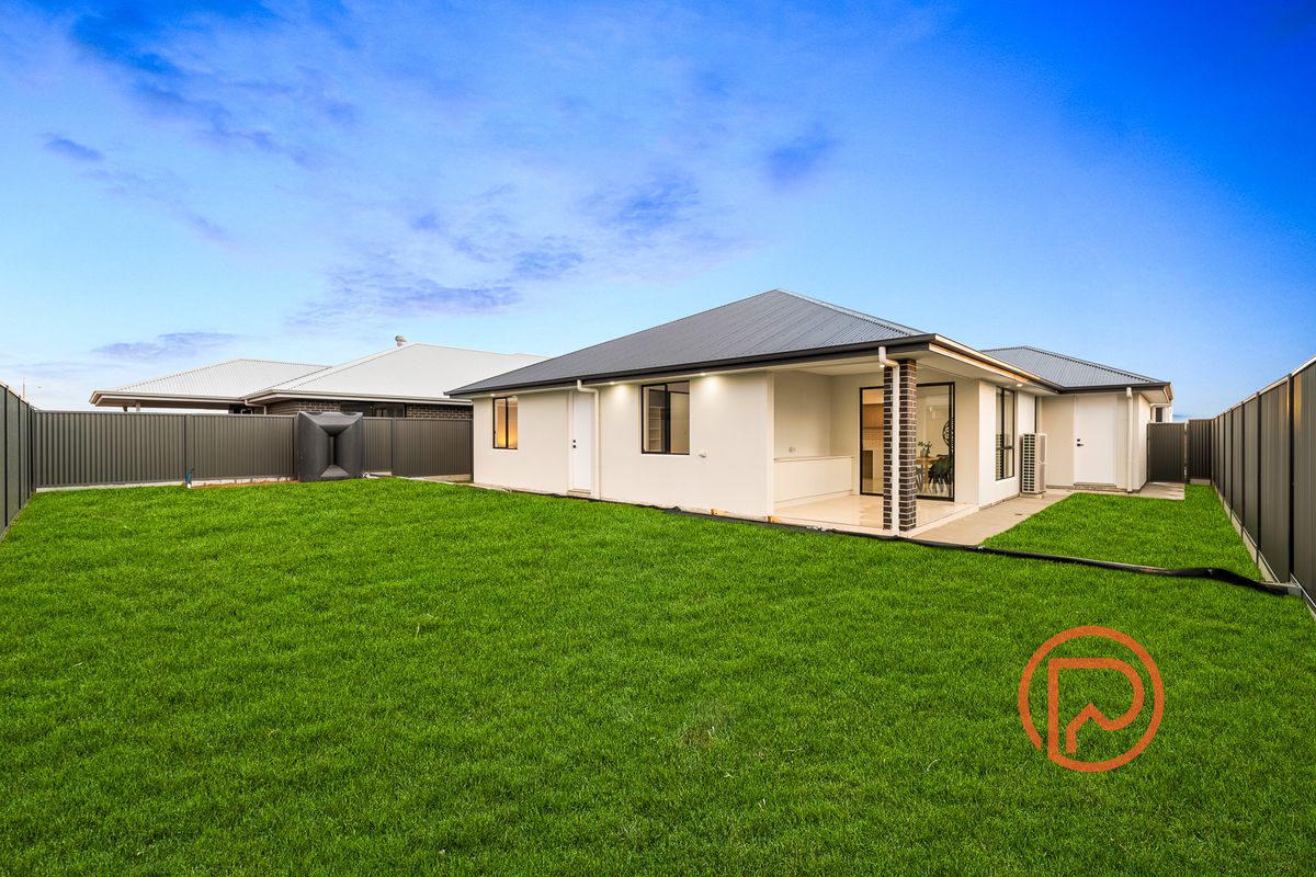 12 Bonney Loop, Riverlea Park