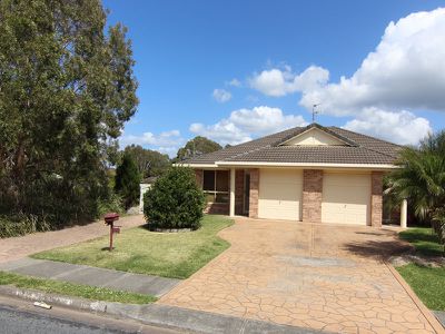 2 / 12 Karloo Street, Forster