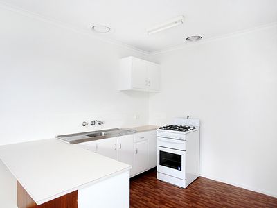 5 / 16 Coronation Street, Kingsville