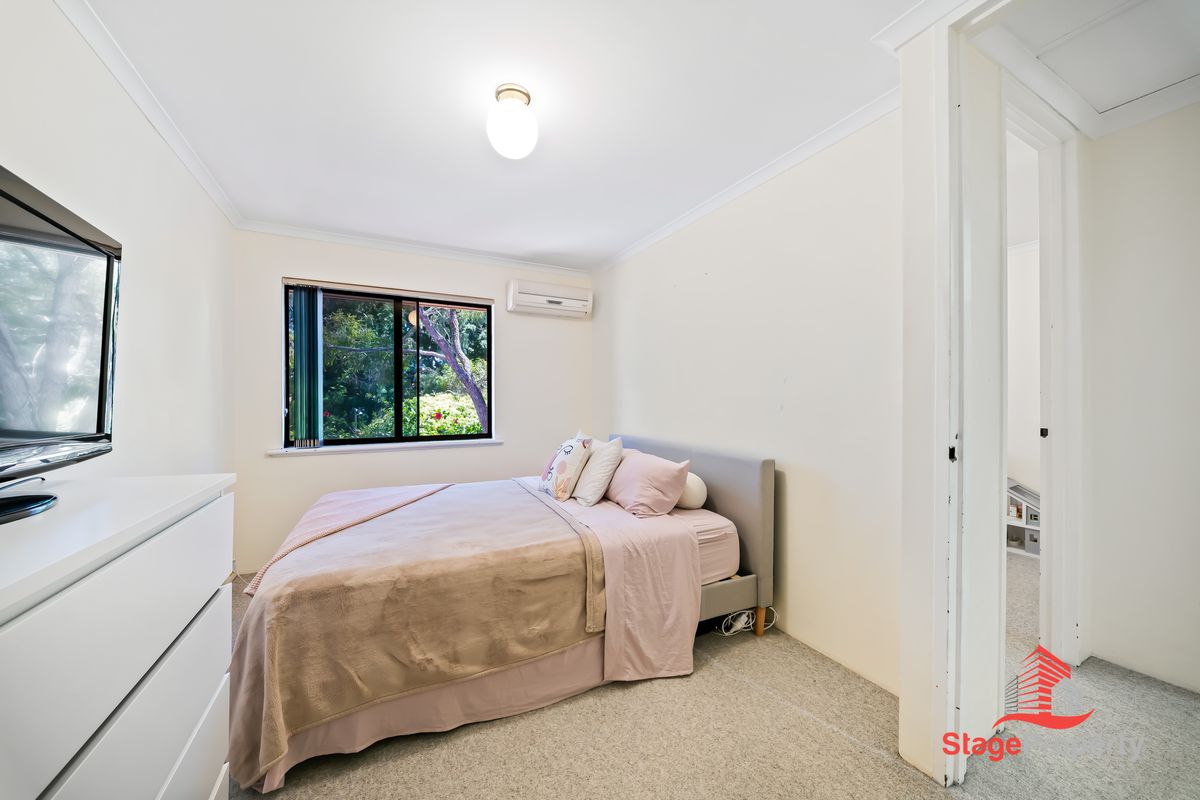 40 / 33 Farina Drive, Yokine