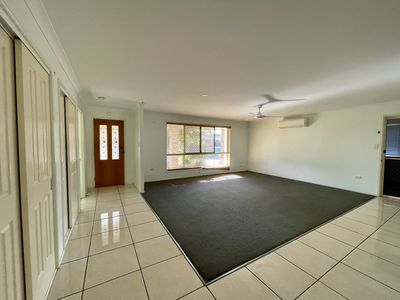 1 Twolyn Street, Urangan