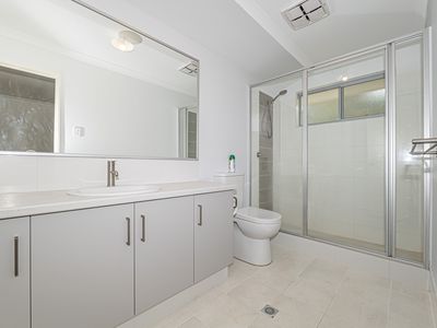 27 Pingaring Court, Byford