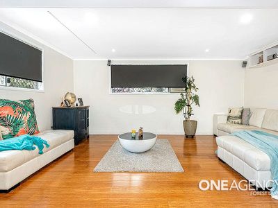 42 Tinaroo Street, Durack