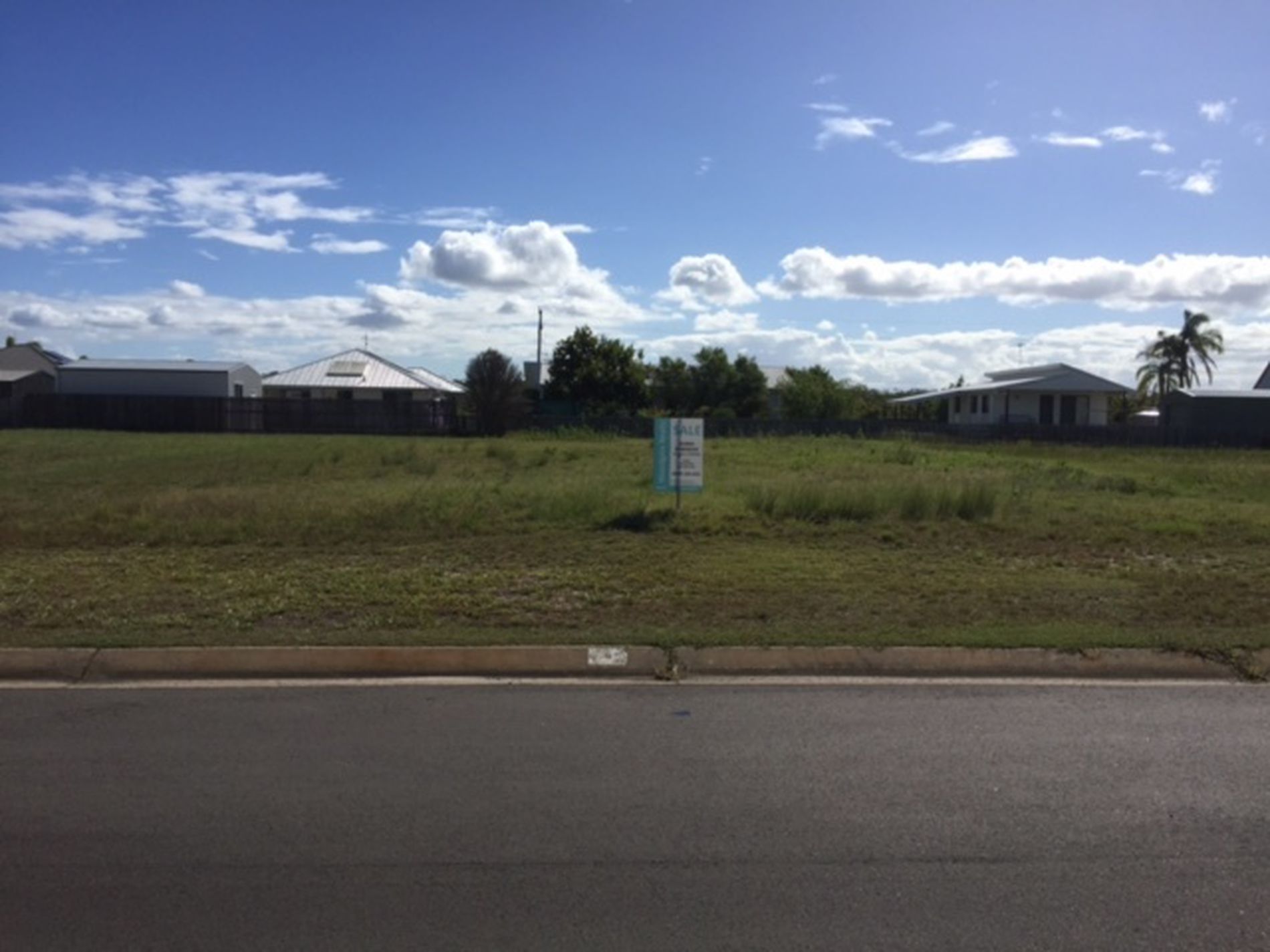 6 Sunset Avenue, Woodgate