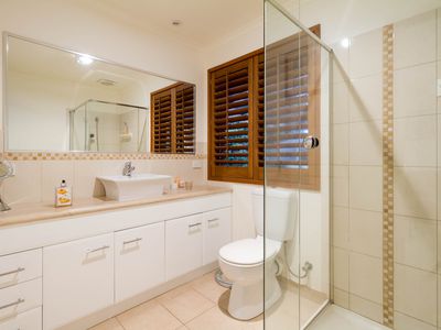 6 Anjaya Court, Frankston