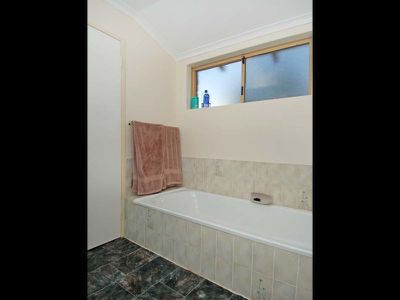 30 Shotover Place, Kalgoorlie