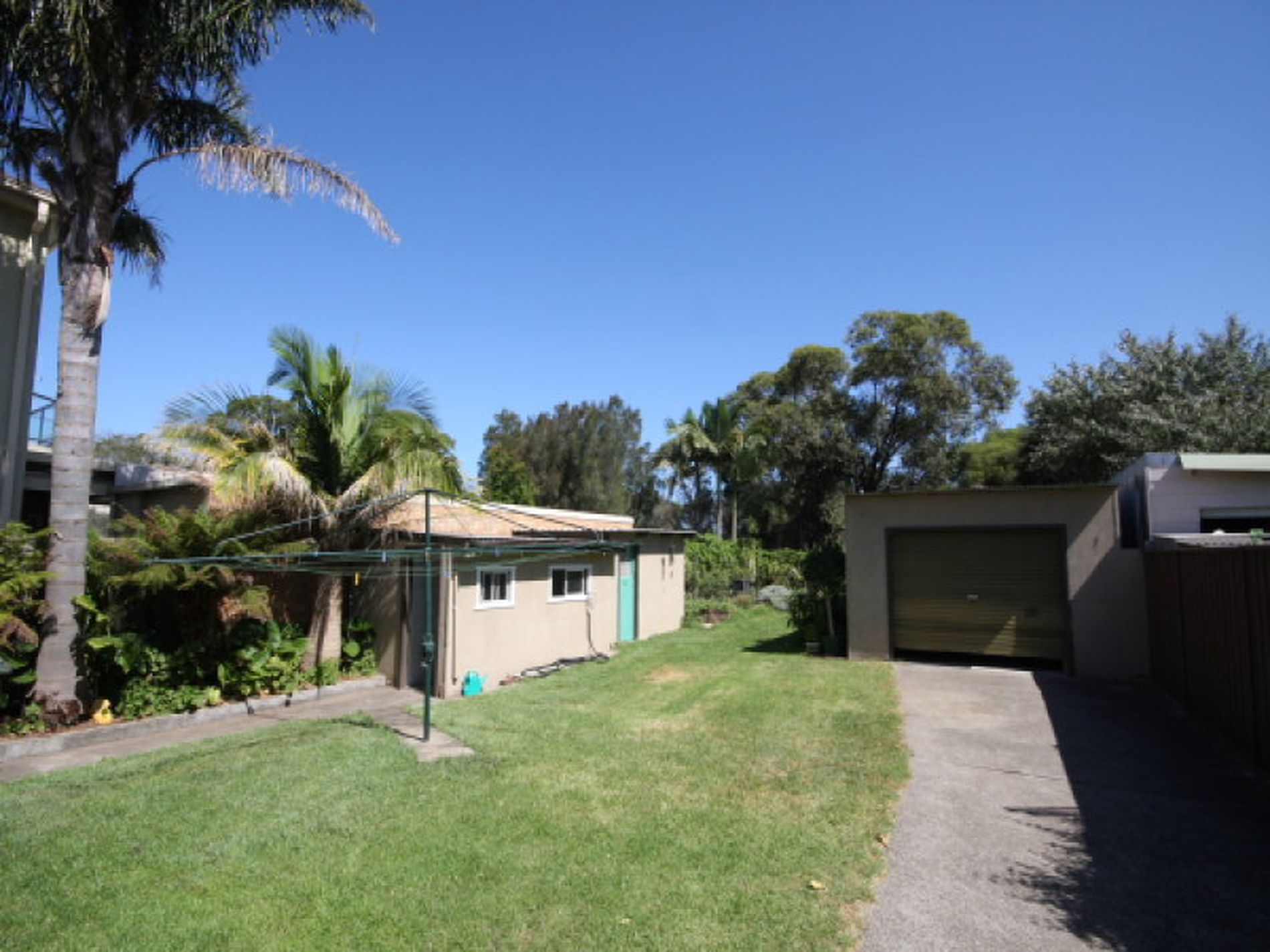 8 Dent Street, Botany