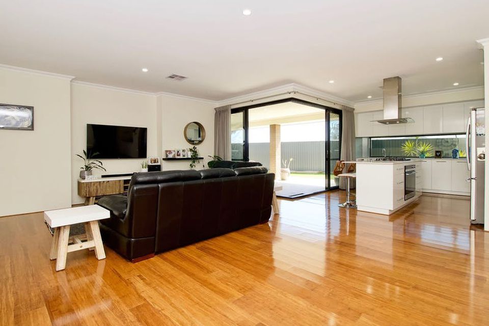 2 Whinhill Loop , Baldivis