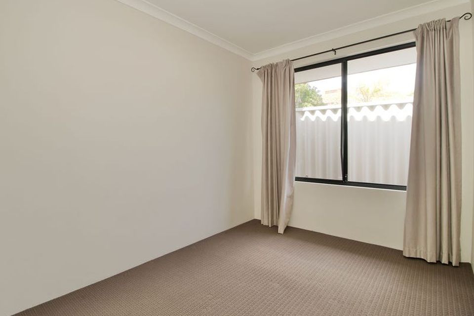 12 Mayflower Close , Port Kennedy