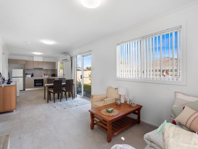 10 & 10a Row Street, Wyongah