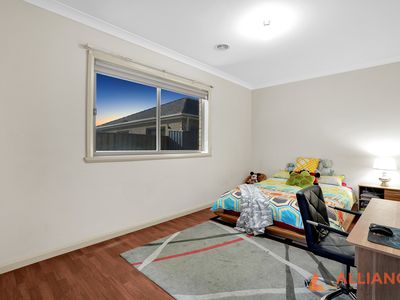 5 Cragside Place, Deer Park