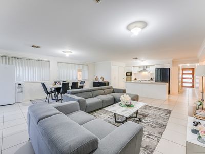 11 Rixon Street, Oran Park