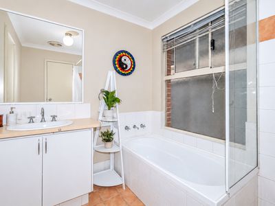 4 Purdy Court, Seville Grove