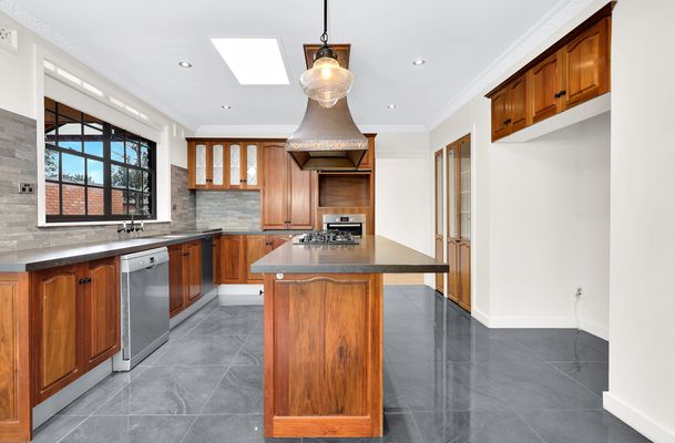 33 Rudstone Bend, Greenvale