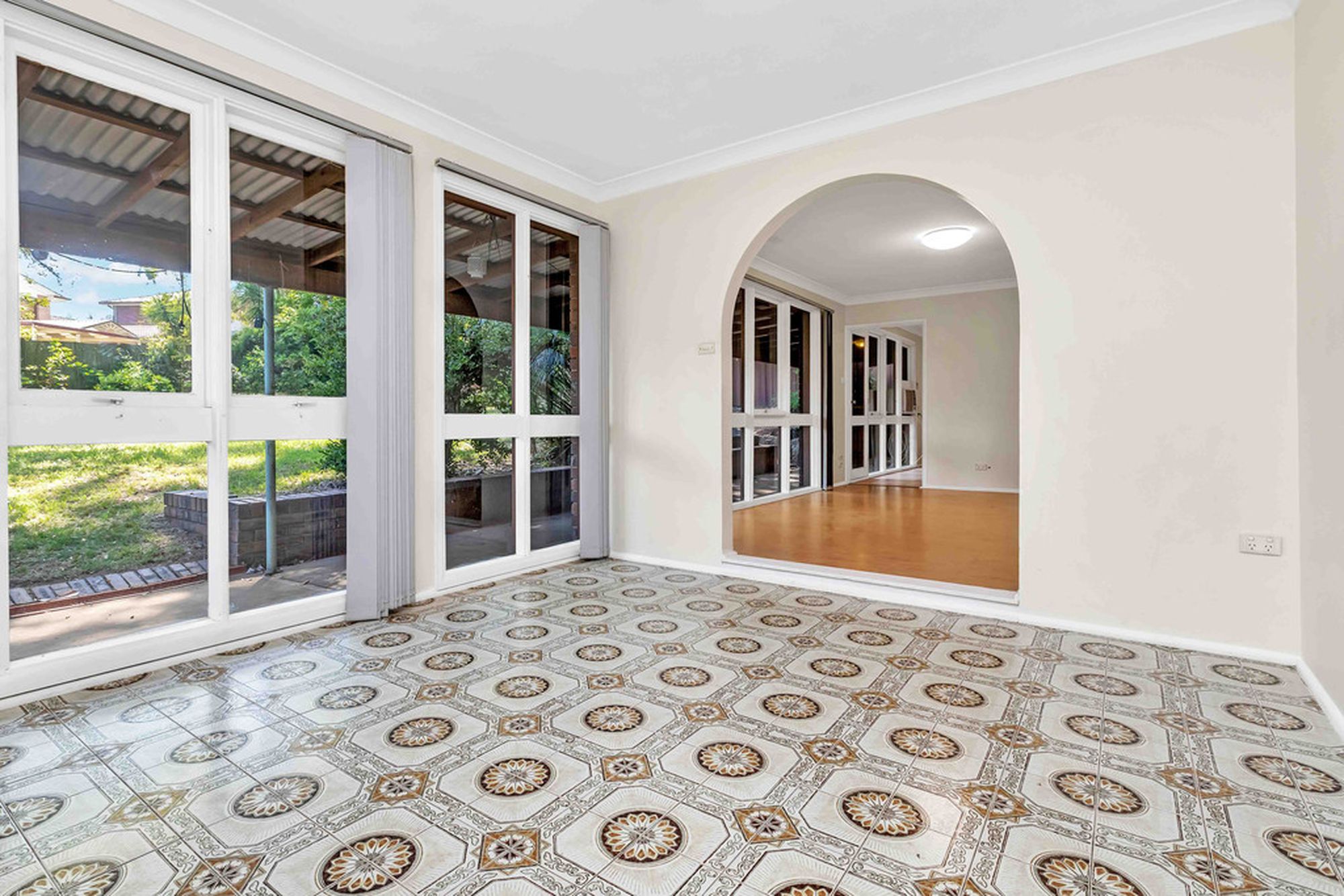 15 Larken Avenue, Baulkham Hills