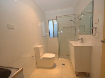 11A Amesbury Avenue, Sefton