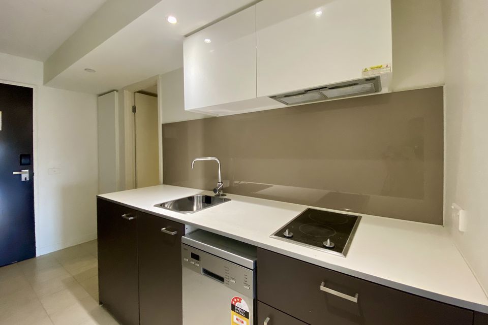 1322 / 572 St Kilda Road, Melbourne