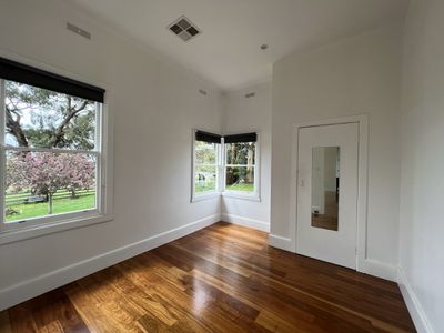 557 Springfield Rd, Springfield