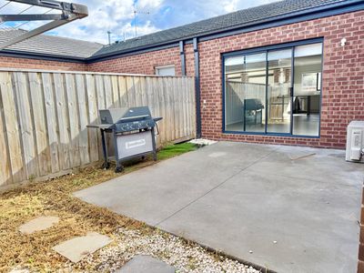 19 Elderflower Street, Manor Lakes