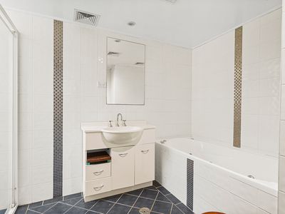 5 / 50 -52 Keira Street, Wollongong