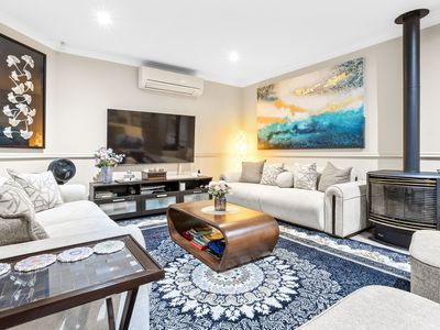 30 Bateman Road, Mount Pleasant
