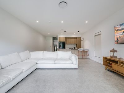 2 / 15 Bungulla Street, Sadleir