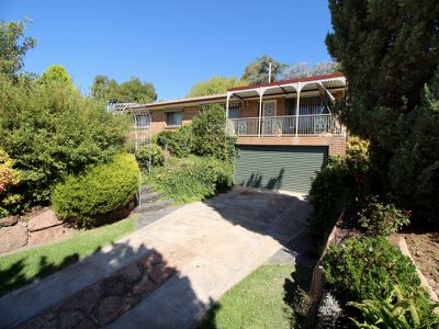 16 Casey Circuit, West Bathurst
