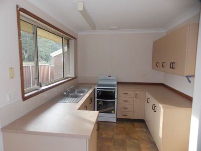 2 / 25 Dog Trap Road, Ourimbah