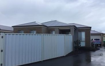 1 / 6 Iris Place, Pakenham